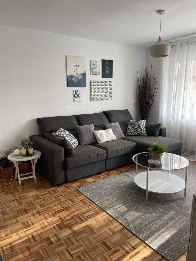 Apartamento de vacaciones para 6 personas, con vistas y jardín - 1