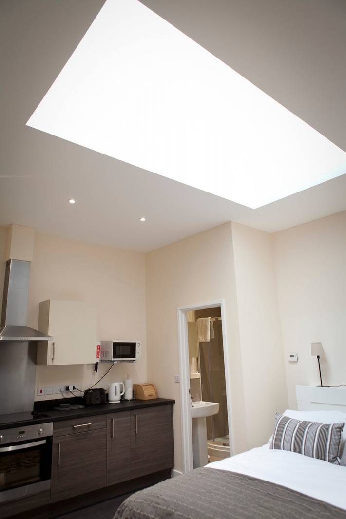 Estudio entero, Studio #1 Central East, Parking, (3rd Flr) 68 in Ipswich, Suffolk