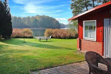 Ferienhaus für 4 Personen, mit Terrasse und Garten in Teupitz