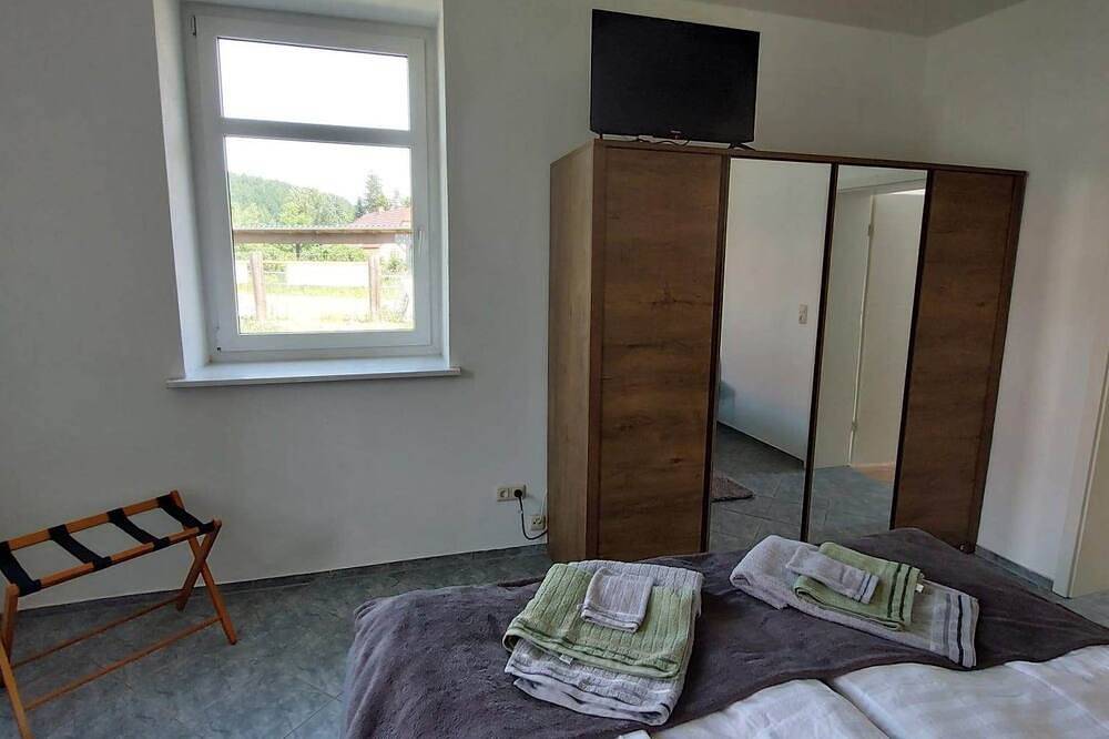 Ganze Wohnung, Am Hofladen Hellendorf - Sächsische Schweiz in Bad Gottleuba-Berggießhübel, Elbsandsteingebirge