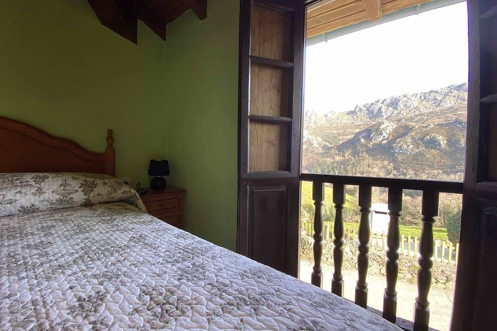 Ganze Wohnung, Casa El Marizal 1 Arriondas in Parres, Costa Verde (Spanien)