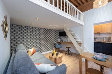 Appartement De Vacances pour 2 Personnes dans Lyon, Lyon et ses environs, Photo 1