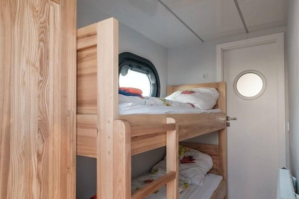 Ganze Wohnung, Hausboot für 6 Gäste mit 52m² in Tolkamer in Rijnwaarden, Gelderland