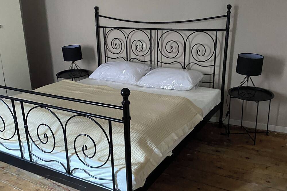 Cosy Italian house 5 min to Lago di Garda for 8 people in Arco, Garda Mountains