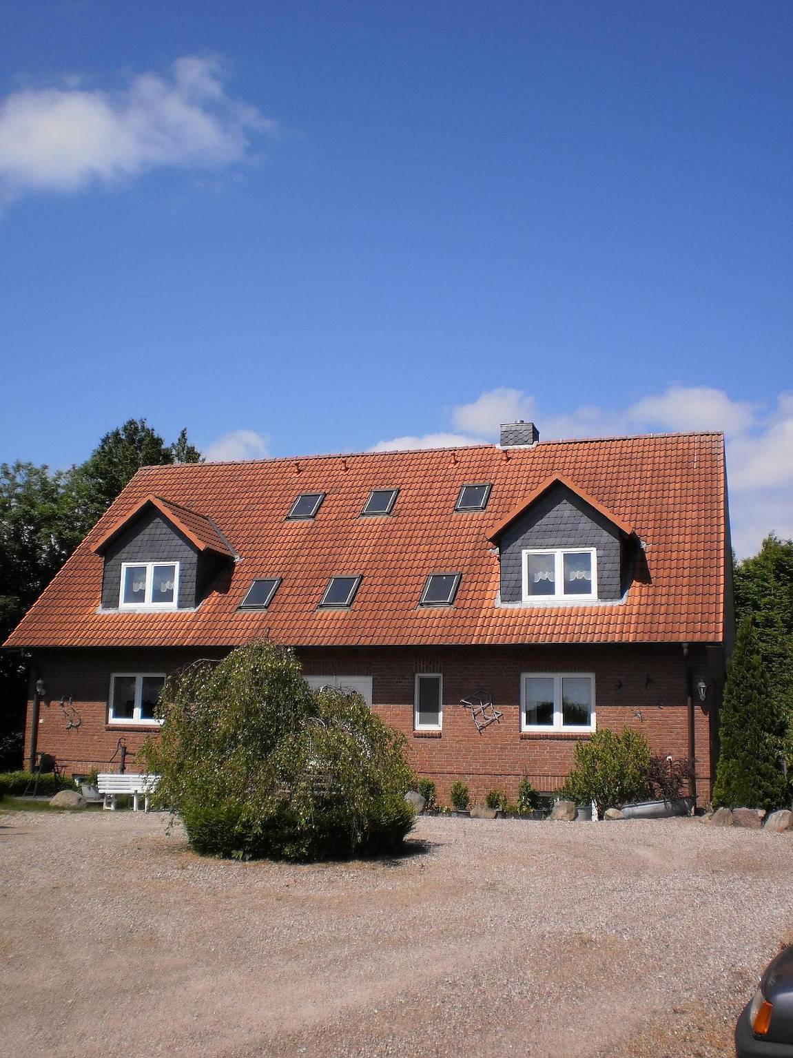 Ganze Ferienwohnung, Ferienwohnung in beliebtem Gästehaus mit Fahrradverleih und Brötchenservice in Windeby, Rendsburg-Eckernförde