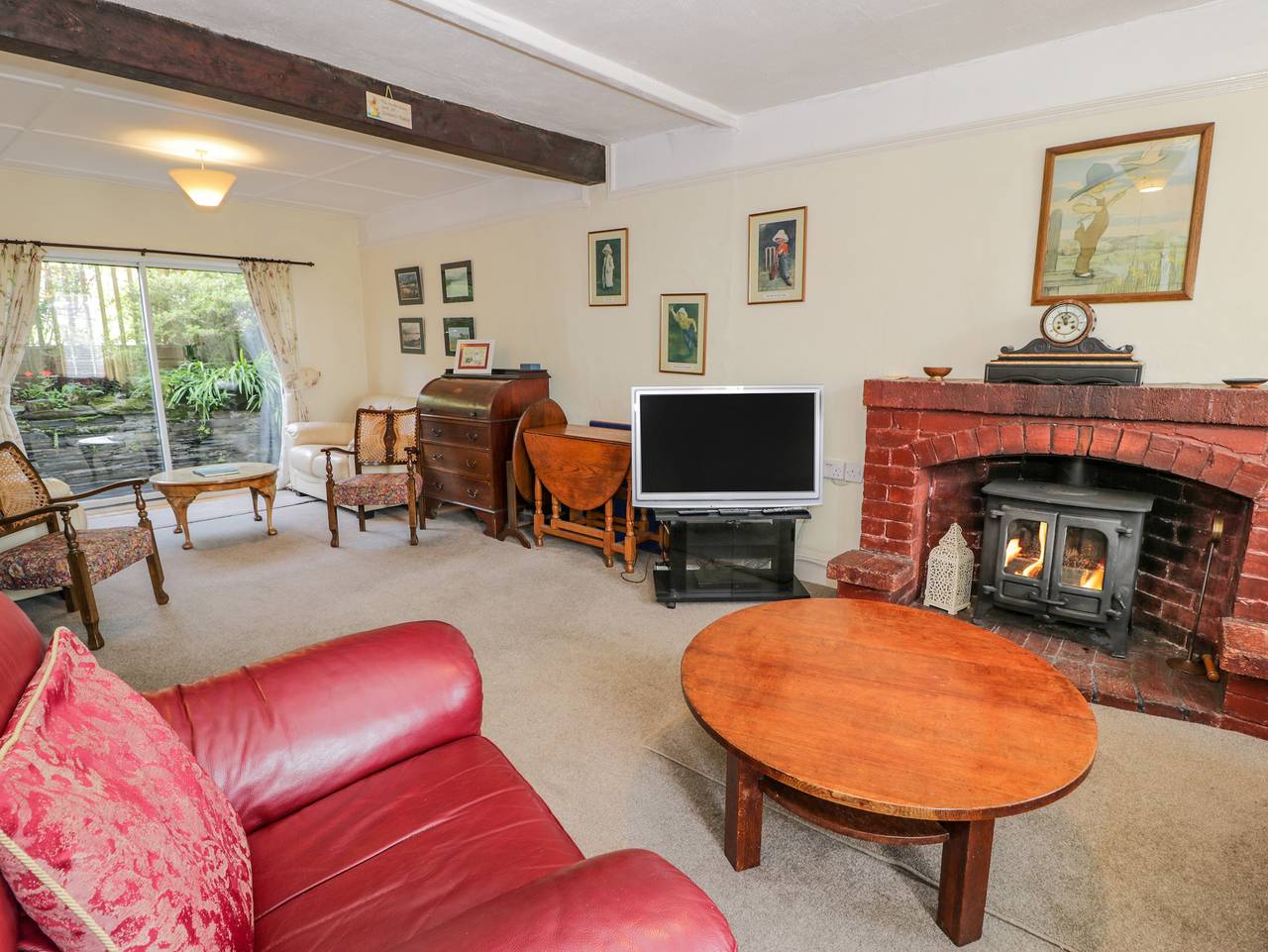6 Glyn Terrace in Borth-y-Gest, Snowdonia