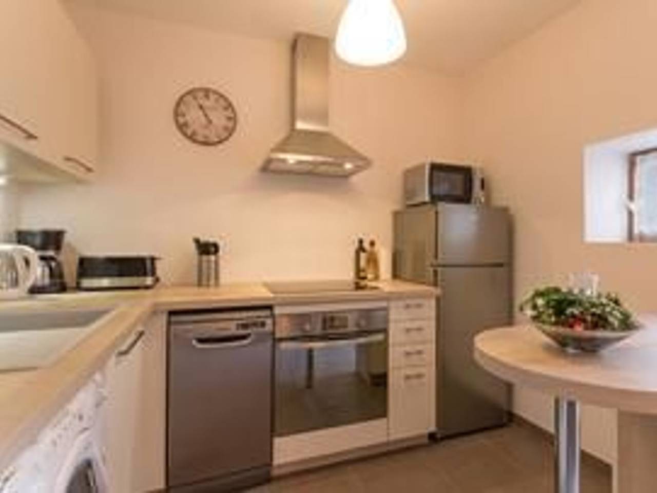 Charming cottage in Dijon close to amenities and nature in Saint-Apollinaire (Côte-d'Or), Dijon region