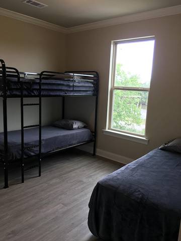 Lodge for 10 Guests in Louisiana, USA, Picture 2