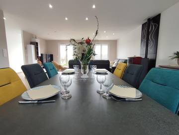 Gîte pour 4 personnes, avec terrasse et jardin, animaux acceptés à Les Loges