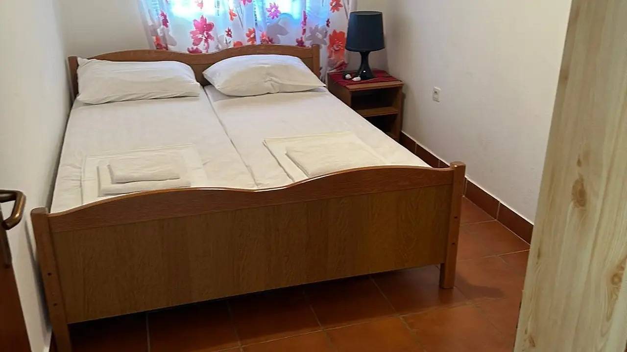 Ganze Ferienwohnung, Ferienwohnung für 6 Personen (39 m²) in Metajna in Metajna, Pag