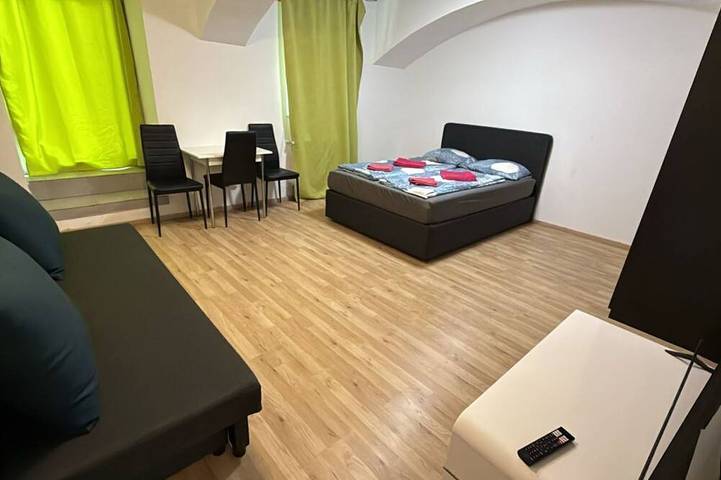 Ganze Wohnung, Cozy & Neat 1Br Apt. @ Prater Stern/Ferris Wheel in Wien, Donau Niederösterreich