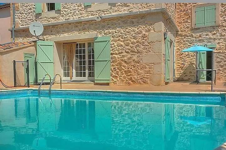 Villa for 8 people, with balcony and garden - 1