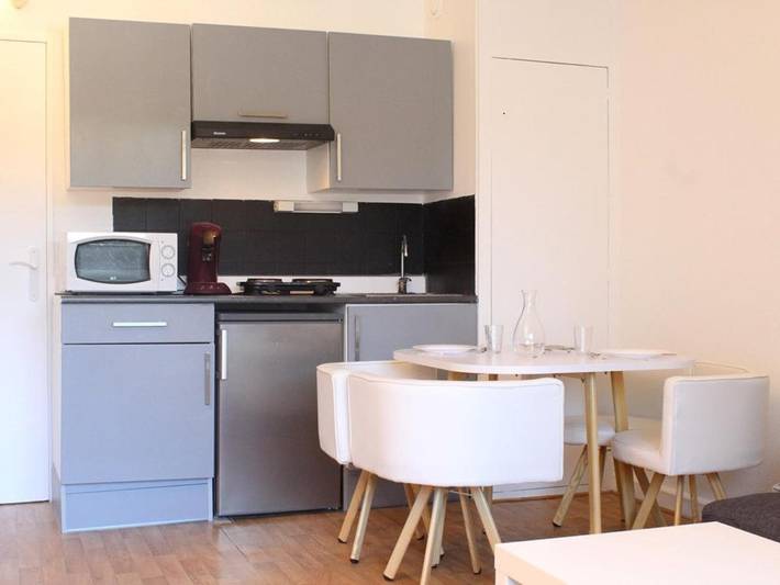 Gîte pour 3 personnes, avec piscine dans Vert Bois - 2