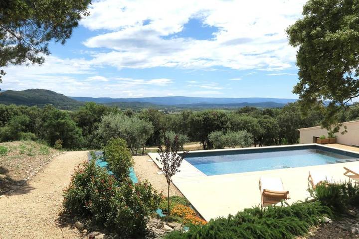 Chambre d’hôte pour 2 personnes, avec Terrasse ainsi que Jardin et Piscine