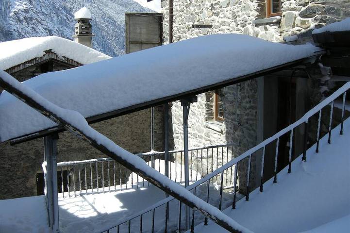 Stone Chalet 6 pers.  Orelle - Ski Val Thorens + hiking/m.biking in Orelle, Massif de la Vanoise