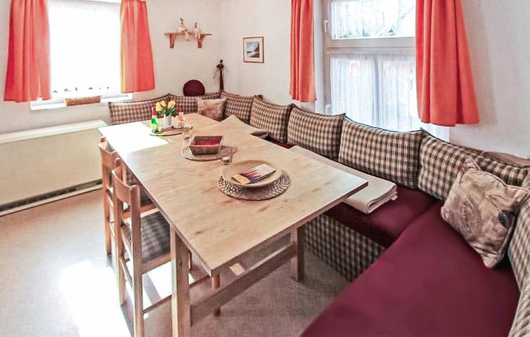 Appartement am Strand mit Terrasse und Parkplatz - 2 km zum Strand in Neuhaus (Dierhagen), Dierhagen