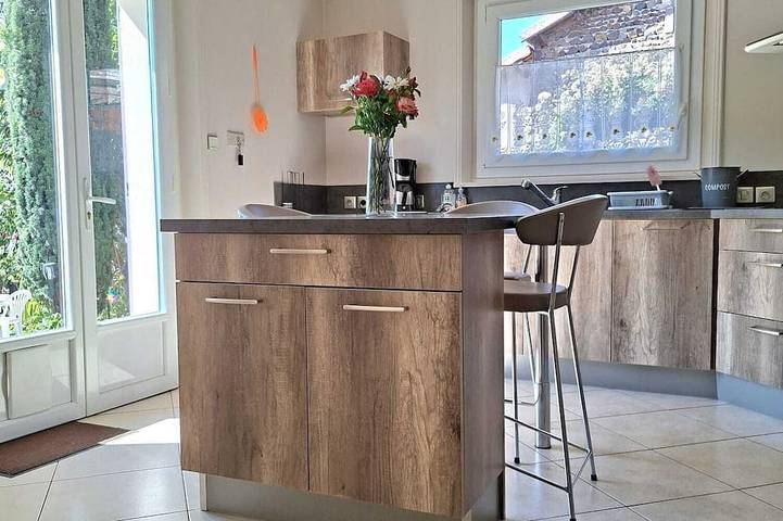 Location de vacances pour 6 personnes, animaux acceptés à Allègre