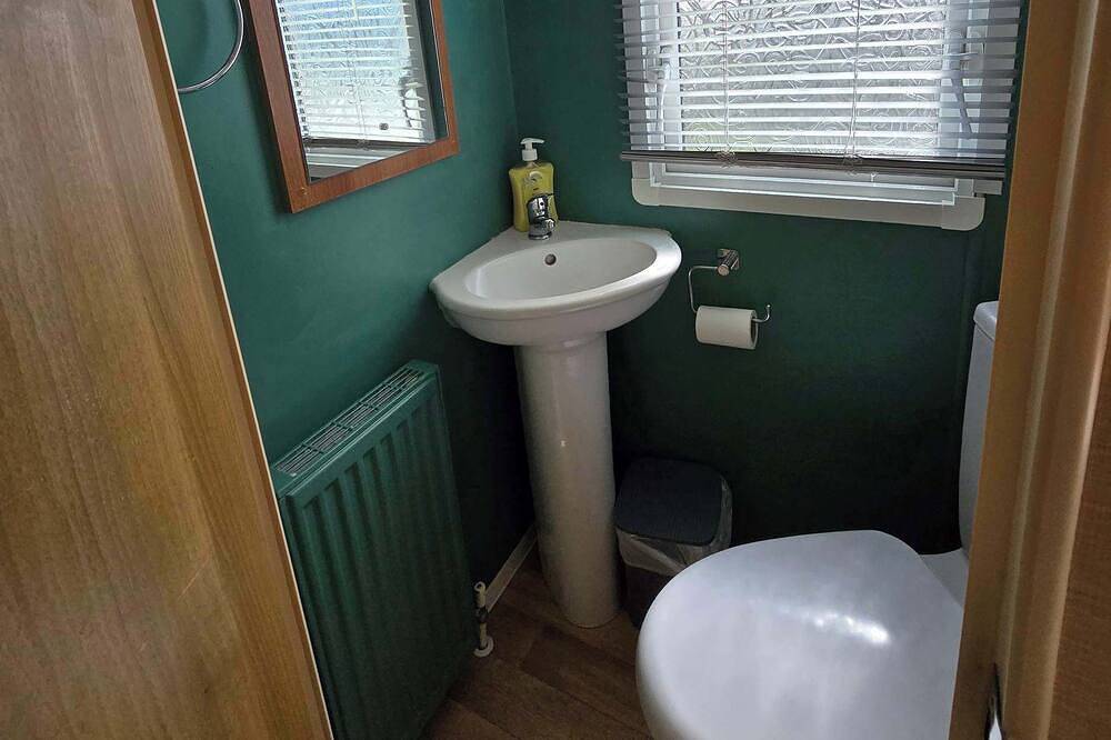 Littlesea Holiday Park - Cozy Retreat in Weymouth, Dorset