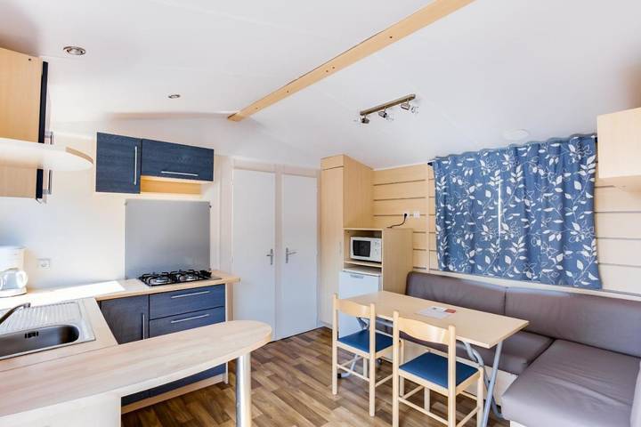 Camping pour 4 personnes, avec jardin et piscine à Erdeven - 2