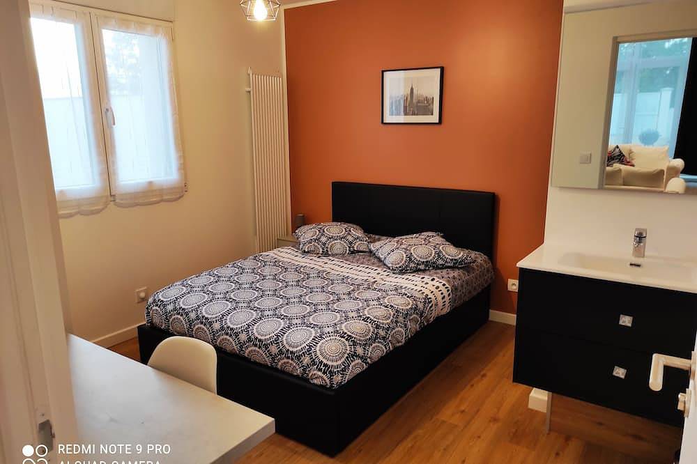 ⭐Villa Felicidad ⭐Sublime⭐Near hypercentre ⭐Parking safe⭐Wifi⭐Private terrace in Viriat, Región de Bourg-en-Bresse