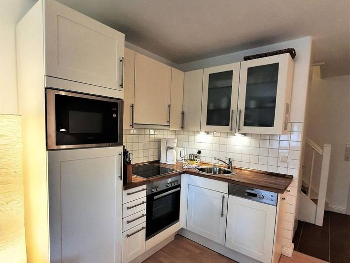Ganze Ferienwohnung, Traumkoje - Wohnung 5 - Ferienwohnung Traumkoje - mit Sauna, Terrasse & Parkplatz in Alkersum in Nordfriesische Inseln (Schleswig-Holstein) (Schleswig-Holstein), Alkersum