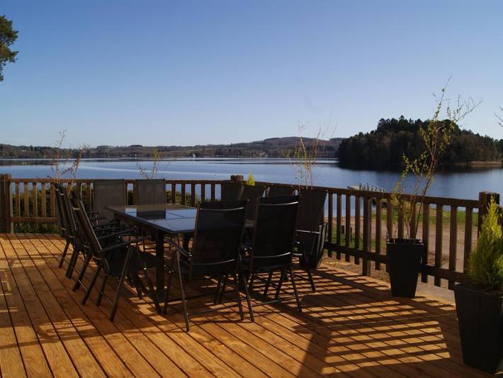 Gîte für 11 Personen, mit Terrasse und Garten sowie Seeblick in Burgund - 2