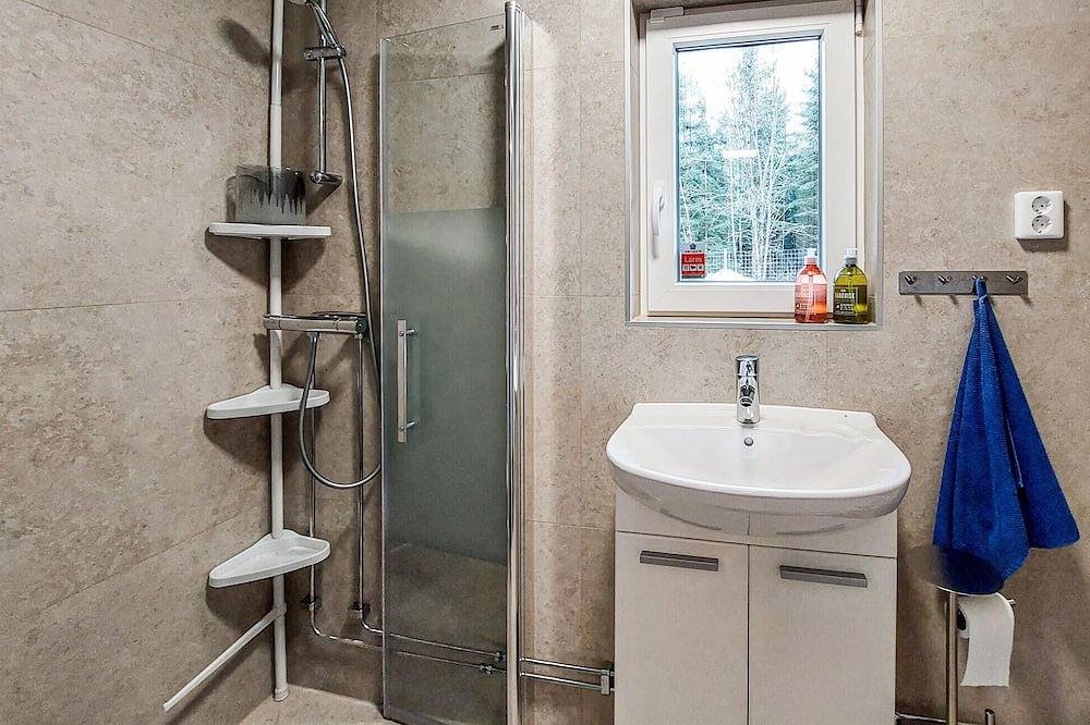 Beautiful home in Bjärnum with Wifi in Hässleholm region