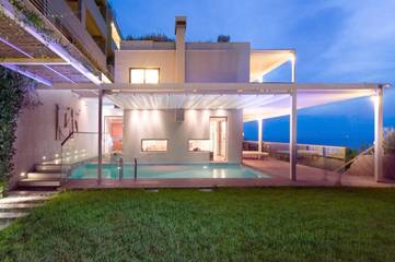 Cottage pour 8 personnes, avec piscine ainsi que vue et jardin, animaux acceptés dans Anavissos