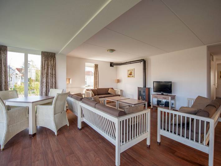 Ferienhaus für 14 Personen, mit Terrasse und Garten sowie Pool und Sauna in Schouwen-Duiveland - 3
