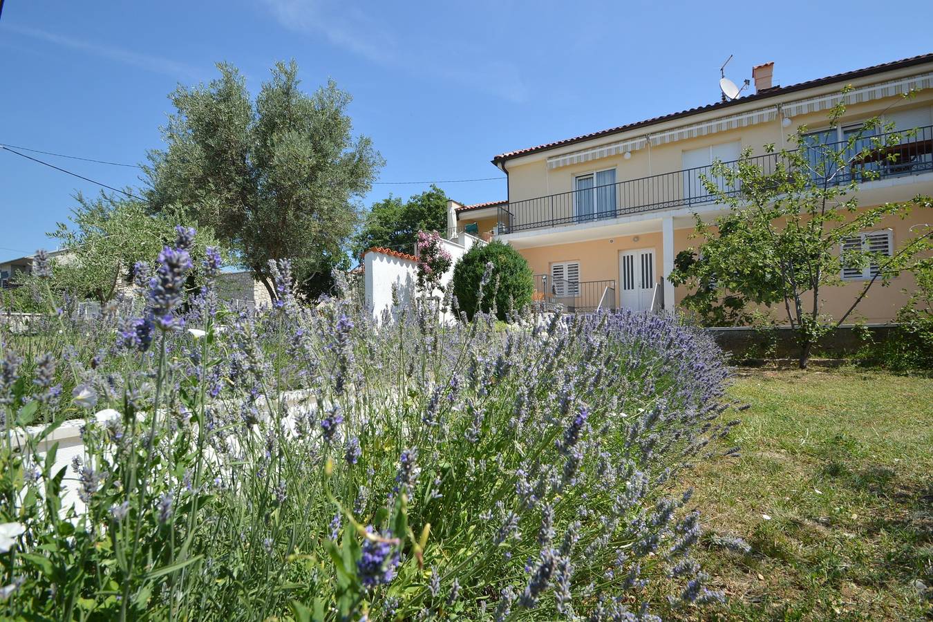 Cijeli apartman, Dvosobni apartman s terasom Novi Vinodolski A-24716-a in Novi Vinodolski, Primorsko-goranska županija