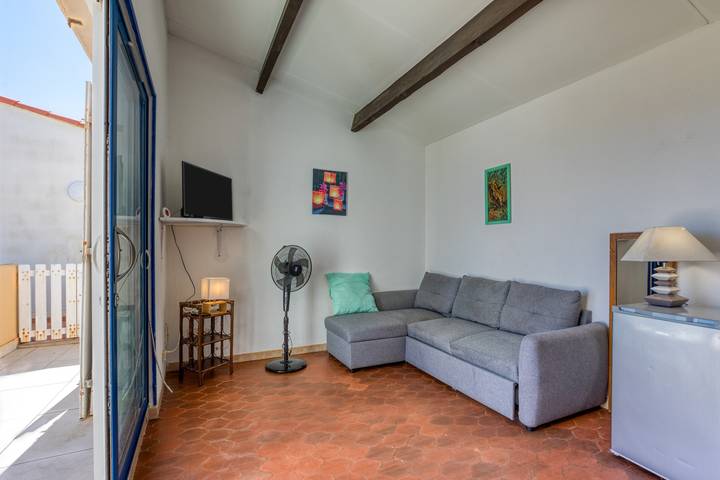 Apartamento entero, Cap d'Agde T2 con terraza, vistas al mar y playa cerca in Cap d'Agde, Agde
