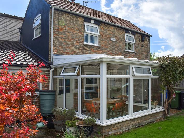 Cottage for 4 people, with garden, with pets in Lowestoft