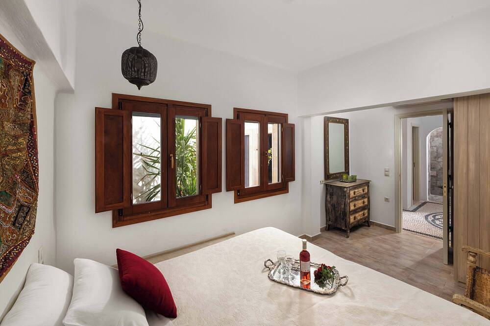 Villa Eleni Lindos 3 Schlafzimmer Luxushaus mit Whirlpool in Lindos Beach, Lindos
