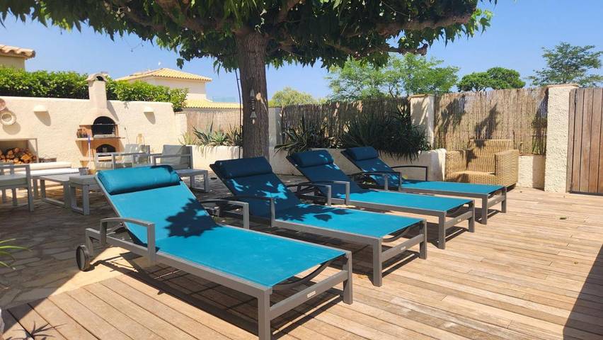 Ferienhaus für 8 Personen, mit Balkon und Terrasse sowie Garten und Pool in Sant Pere Pescador - 2