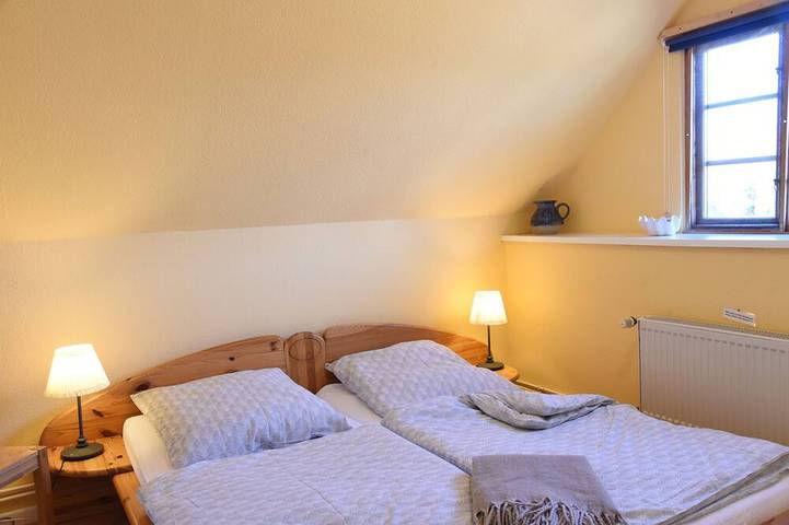 Ganze Wohnung, Geräumige Ferienwohnung an der Ostsee, mit schönem Garten super Kinder geeignet in Behrensdorf, Hohwachter Bucht