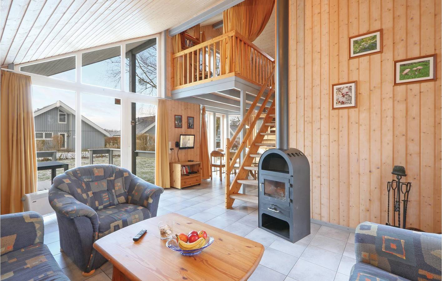 Modernes Strandapartment mit Parkplatz & WiFi, 2,5km vom Strand entfernt in Rechlin, Müritz