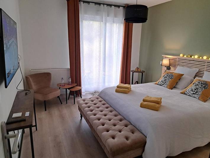 Location de vacances pour 2 personnes, avec jardin et terrasse à Yvré-l'Évêque - 4