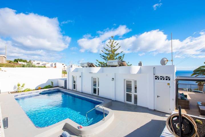 Casa rural para 6 personas, con vistas además de terraza y piscina en El Rosario - 3