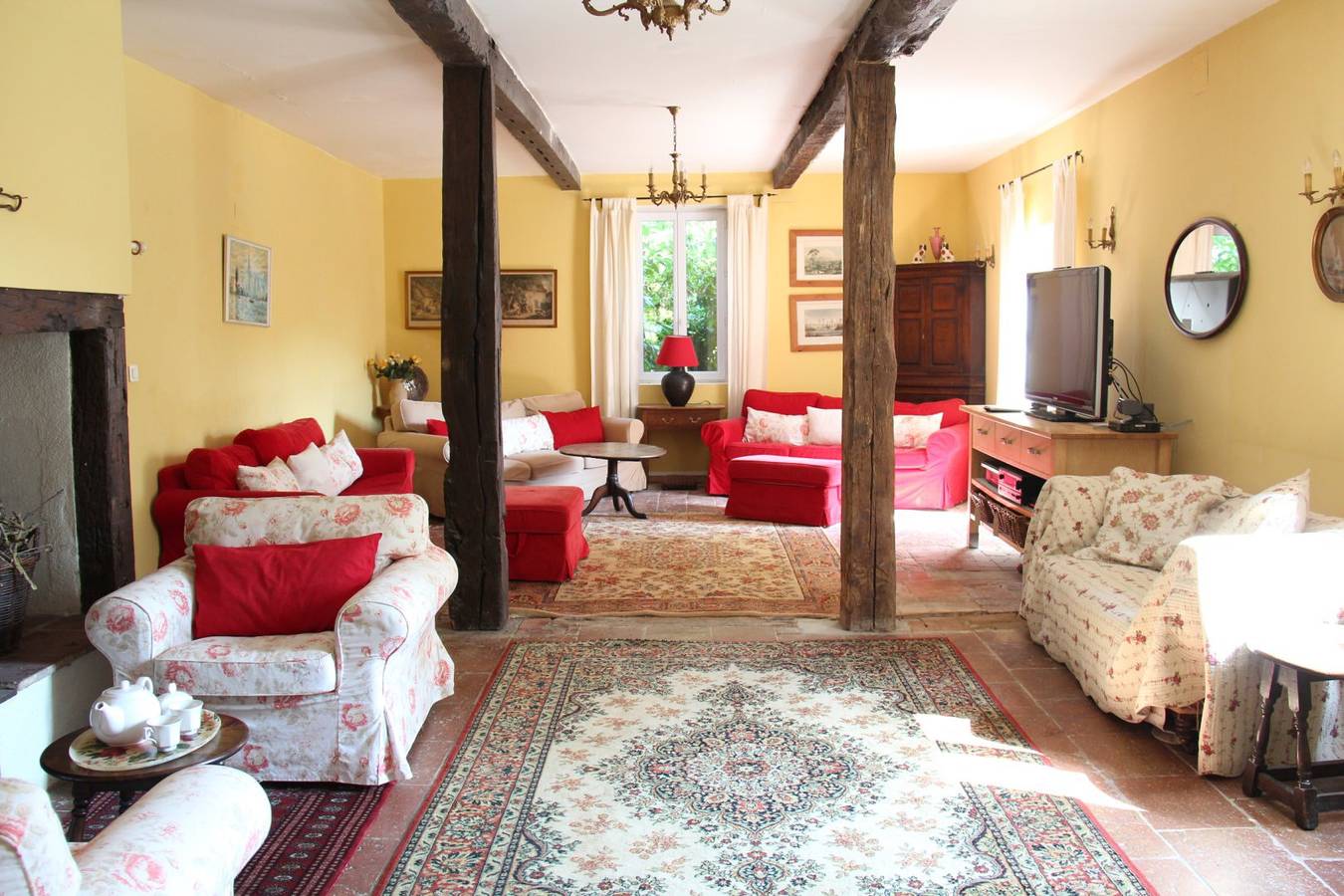 La Rivière Vacances, maison de charme pour groupes in L'Isle-en-Dodon, Haute-Garonne