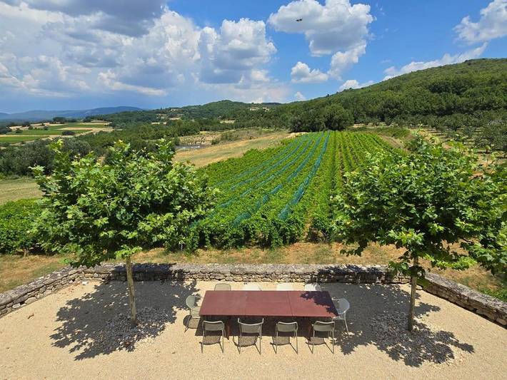 Location de vacances pour 9 personnes, avec vue ainsi que jardin et piscine, animaux acceptés à Saint-Martin-de-Castillon - 4