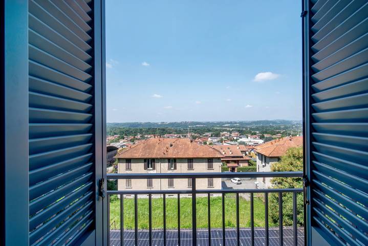 Appartamento intero, Appartamento 'Diamond House Holiday' con Vista Montagna, Wi-Fi e Aria Condizionata in Capiago Intimiano, Brianza