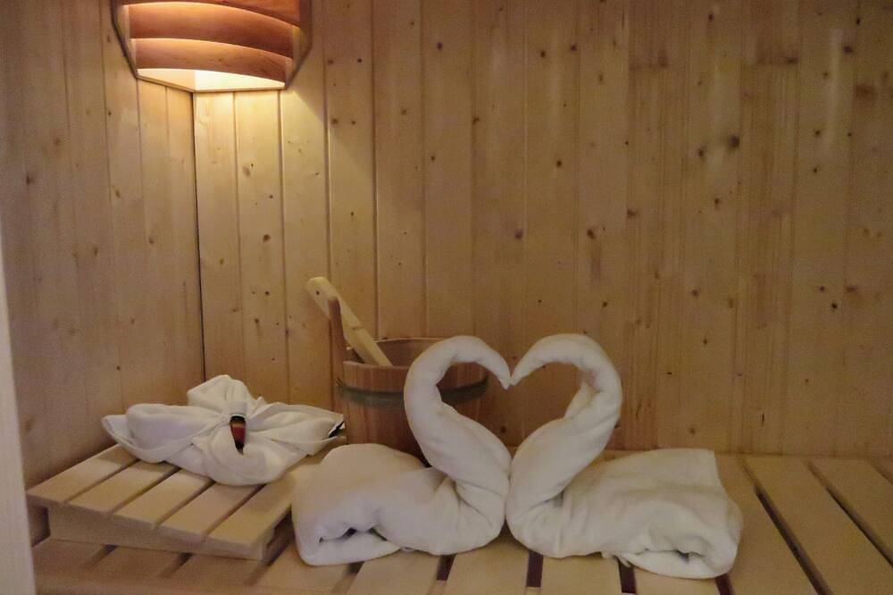 Ganze Wohnung, Fewo 90m² mit Sauna zur alleinnutzung. Terrasse, Garten, Carport in Sönnebüll, Nordfriesland