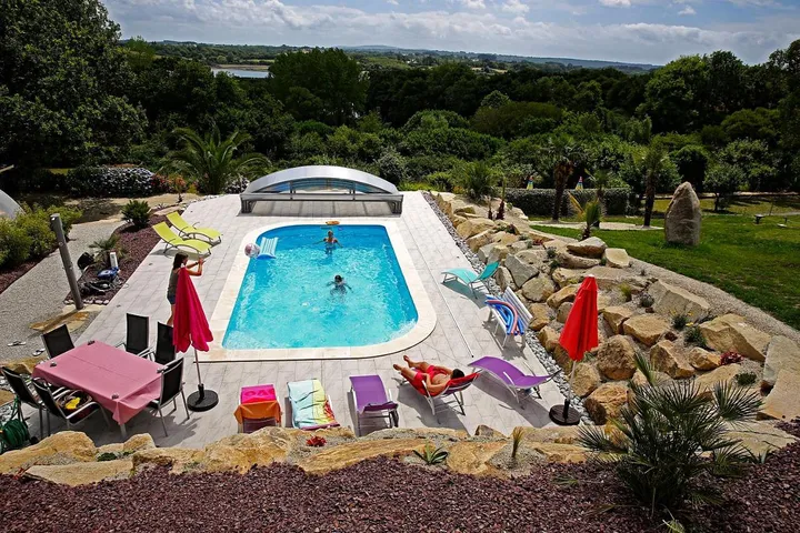 Ferienwohnung für 2 Personen, mit Pool und Ausblick sowie Garten - 1