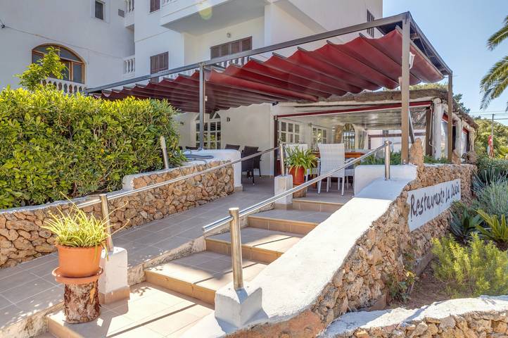 Apartamento entero, Encantador apartamento vacacional "La Cabanya 3D" con balcón, piscina compartida y terraza in Canyamel, Capdepera