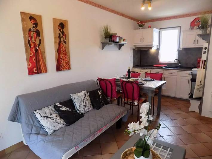 Gîte pour 4 personnes, avec terrasse dans Plage de Nauzan - 2