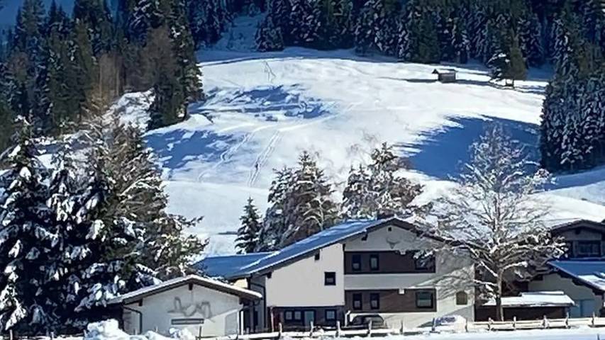 Ferienwohnung für 5 Personen, mit Garten und Balkon in Tannheim (Tirol) - 2