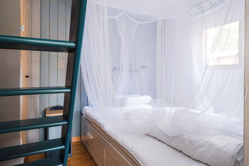 Remote Lakeview Cabin Escape in Kalix, Bottenwiek