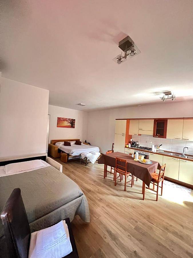 Location de vacances pour 3 personnes, avec jardin à San Giuliano Terme - 4