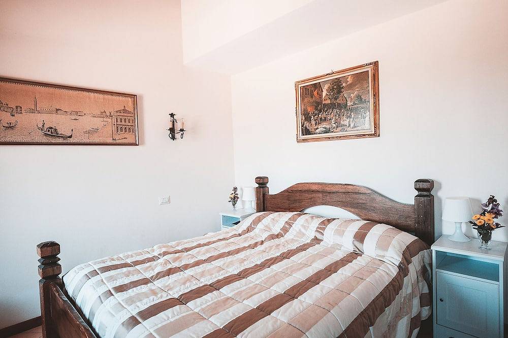 The Cherry Tree, sea view relaxation with pool in Torre di Palme, Provincia de Fermo
