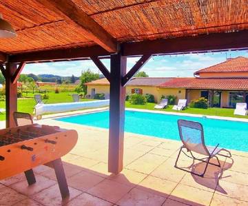 Maison d’hôte pour 2 personnes, avec jardin ainsi que piscine et vue à Gaujacq